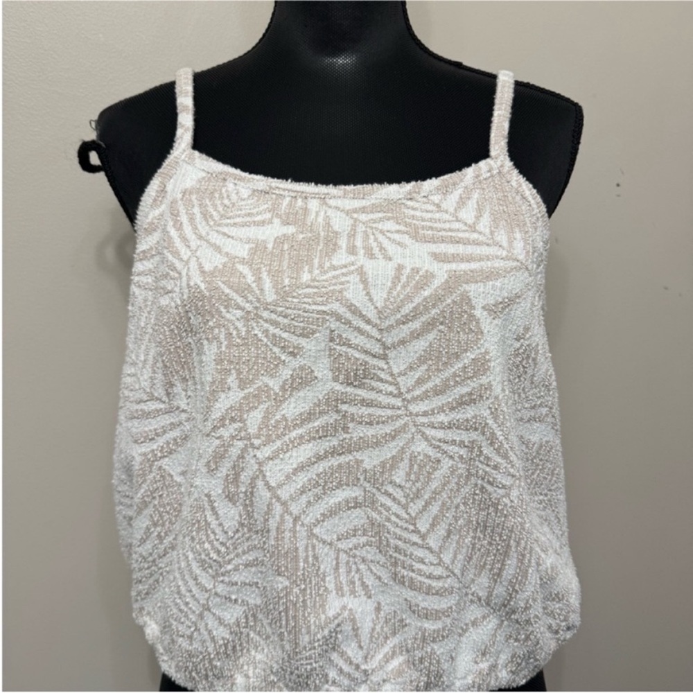 LOFT Women’s White and Cream Patterned Camisole M